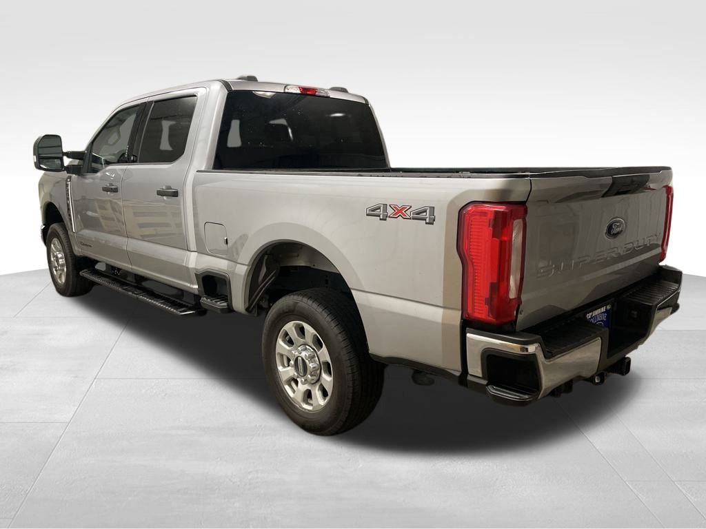 2024 Ford F-250 photo 2