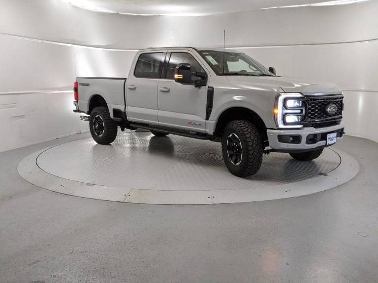 2025 Ford Super Duty F-250 SRW LARIAT