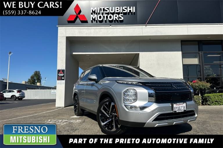2022 Mitsubishi Outlander SE