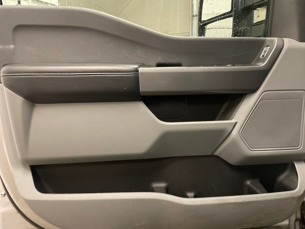 2024 Ford F-250 photo 14