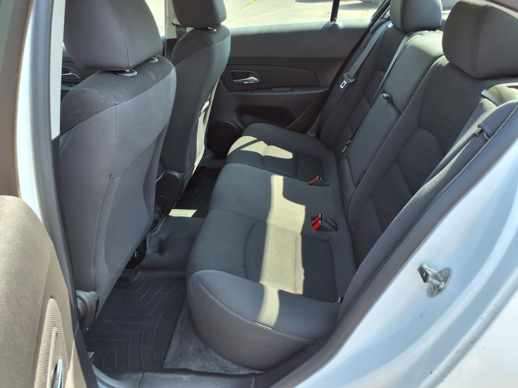 2014 Chevrolet Cruze photo 13