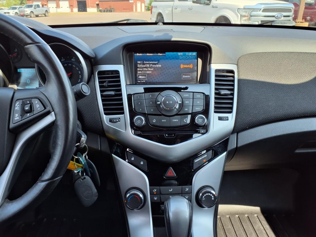2014 Chevrolet Cruze photo 18
