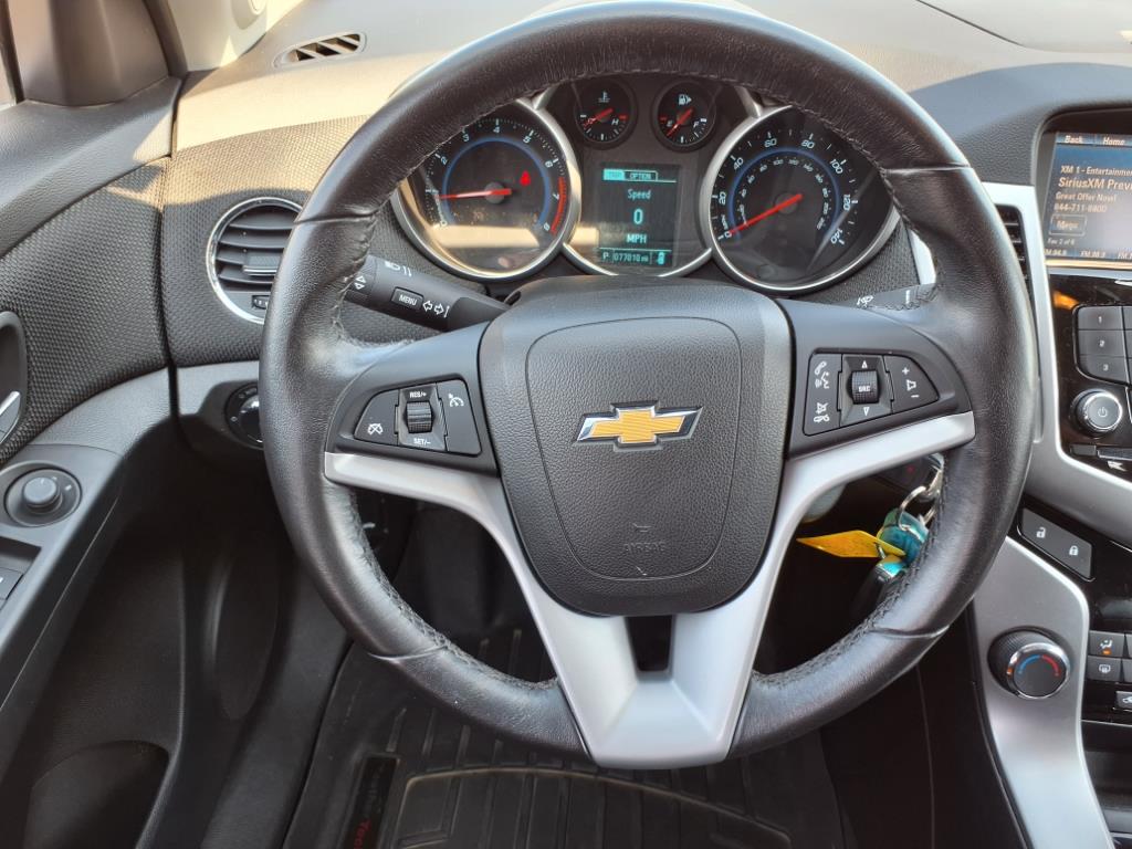 2014 Chevrolet Cruze photo 22