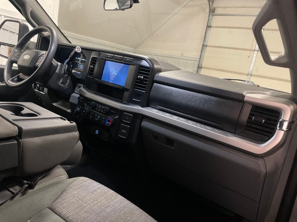 2024 Ford F-250 photo 23
