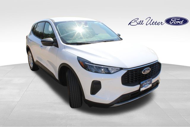 2025 Ford Escape Active photo 2