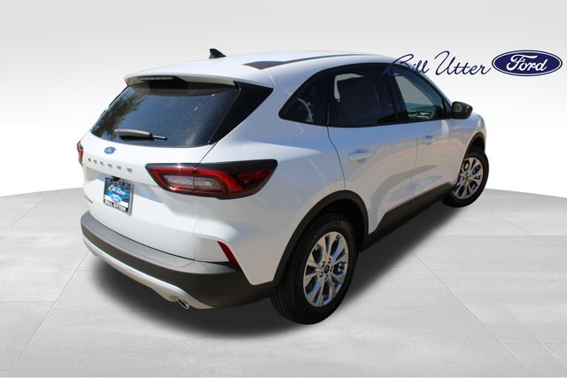 2025 Ford Escape Active photo 3