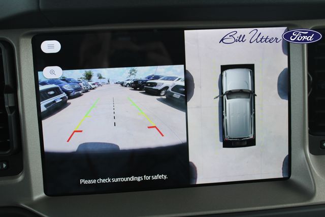 2025 Ford Bronco Outer Banks photo 14