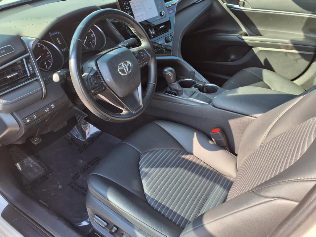2024 Toyota Camry SE photo 10