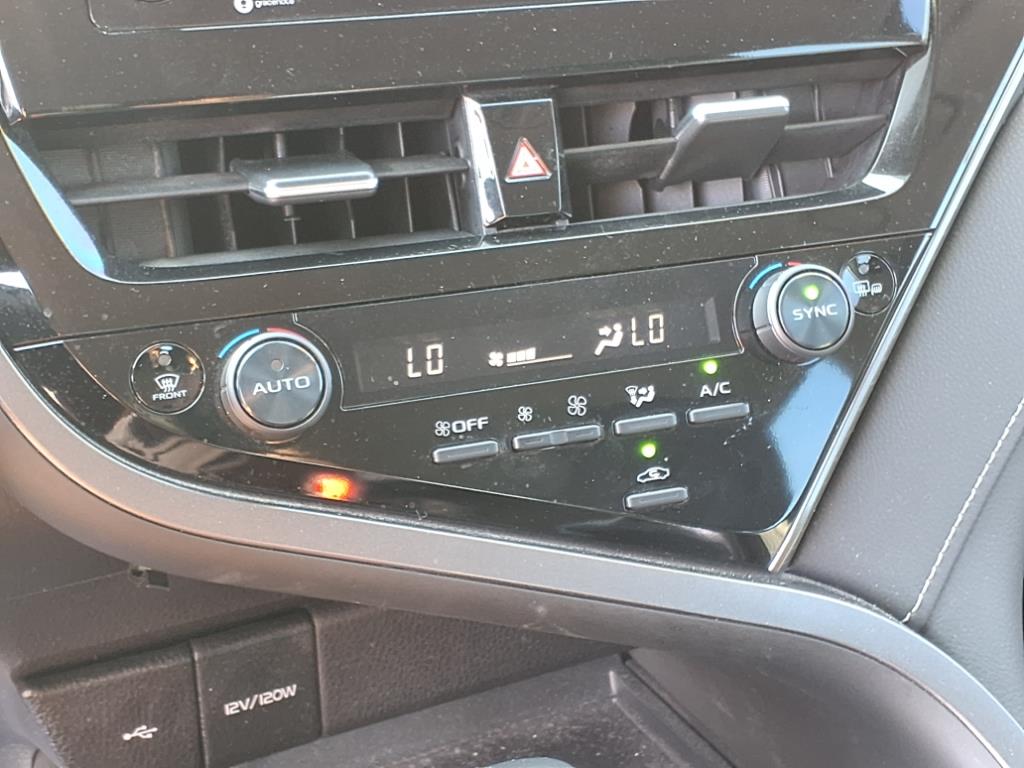 2024 Toyota Camry SE photo 20