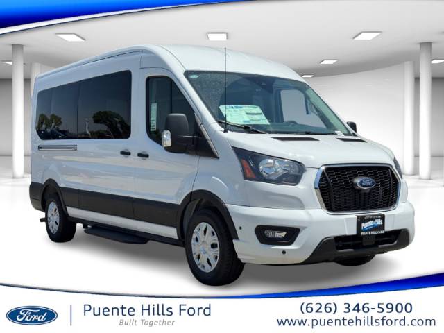 2025 Ford Transit Passenger Wagon XLT