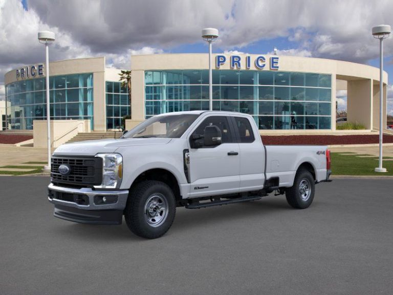 2025 Ford Super Duty F-350® XL