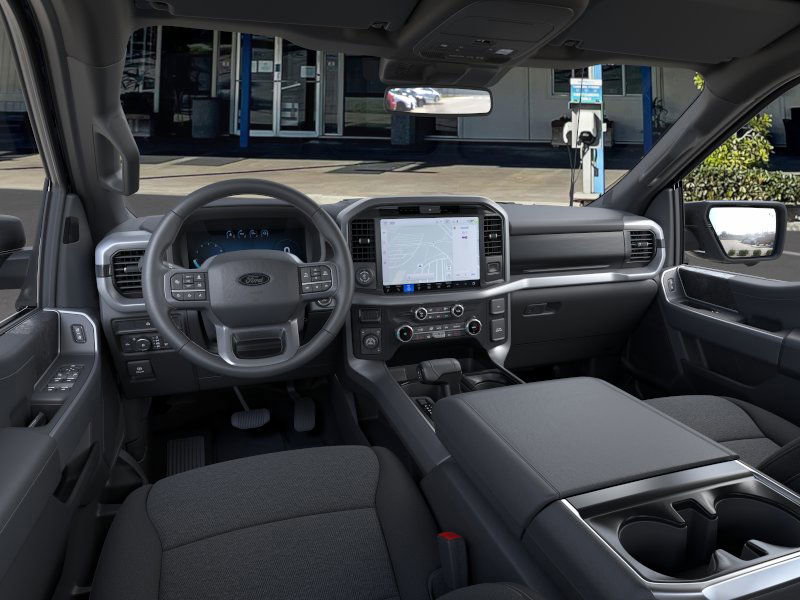 2025 Ford F-150 XLT photo 7