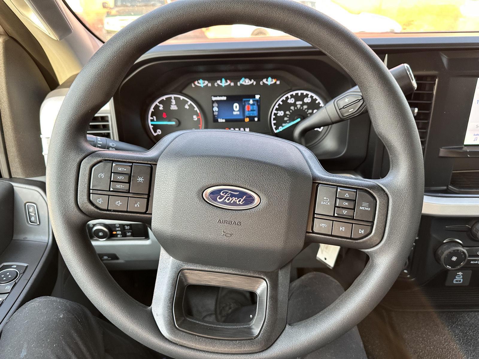 2025 Ford F-350 XL photo 22