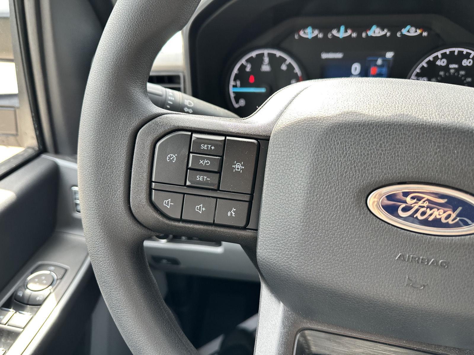 2025 Ford F-350 XLT photo 20