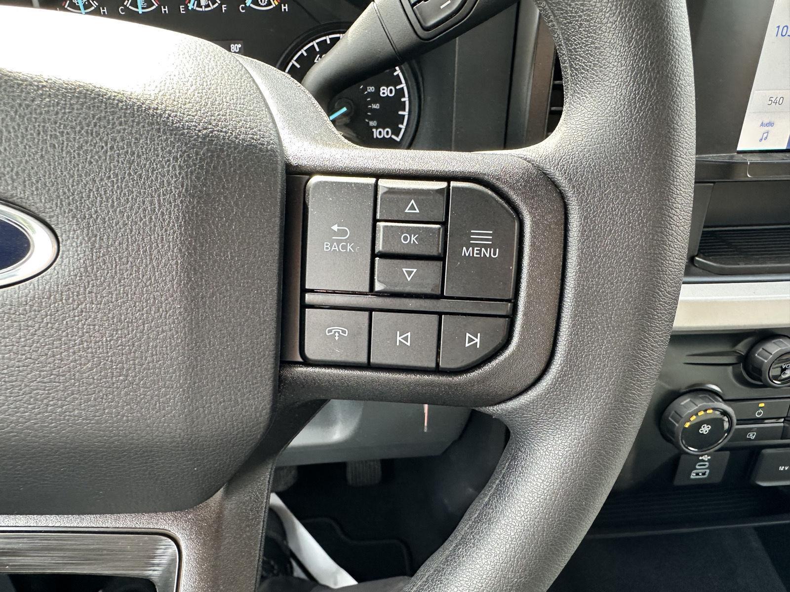 2025 Ford F-350 XLT photo 21