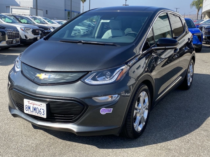 2019 Chevrolet Bolt EV LT's photo