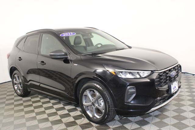 Used 2023 Ford Escape ST-Line with VIN 1FMCU9MN8PUA84045 for sale in Kansas City