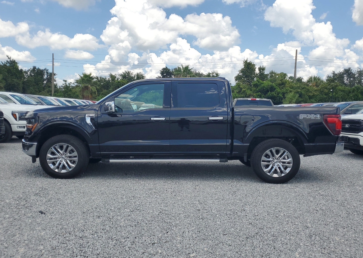 2025 Ford F-150 XLT - Photo 8