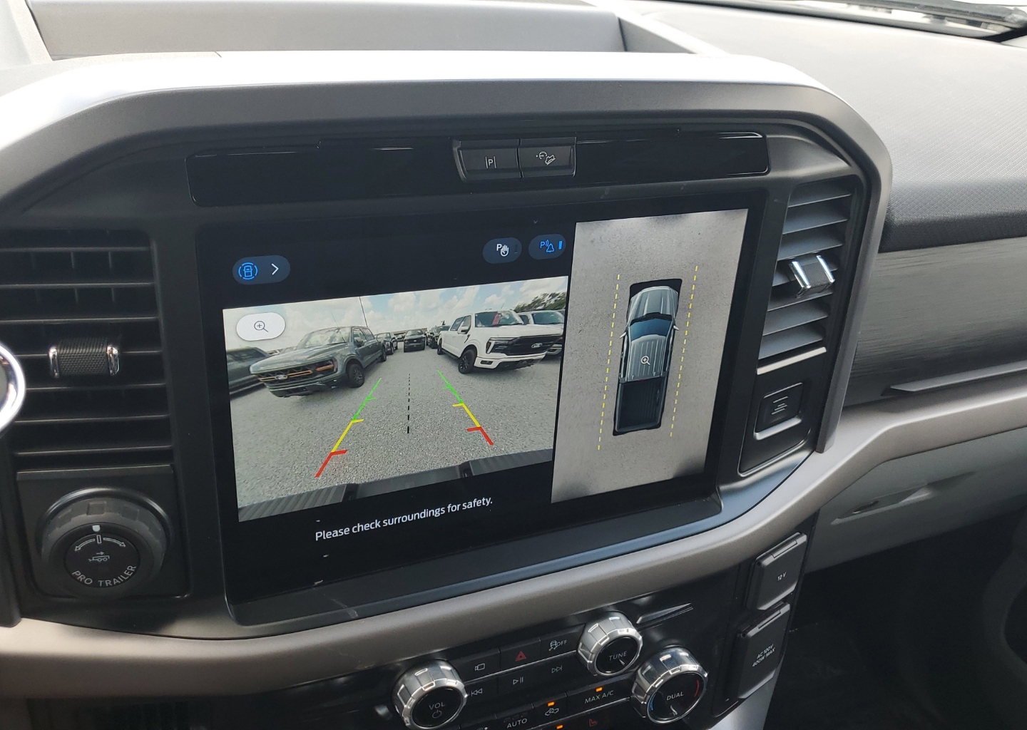 2025 Ford F-150 XLT - Photo 20