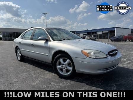 2001 Ford Taurus SE