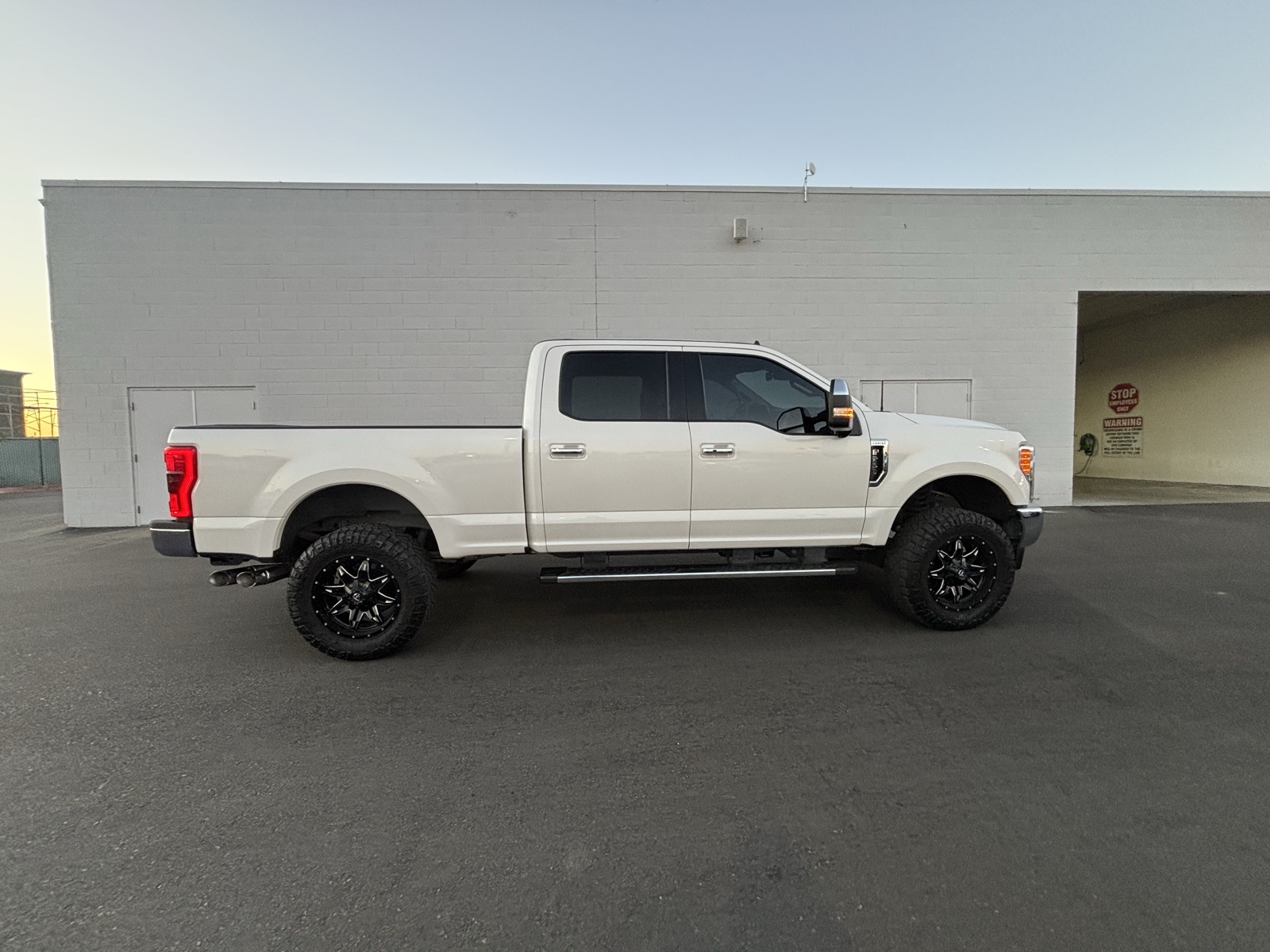 2019 Ford F-250SD LARIAT