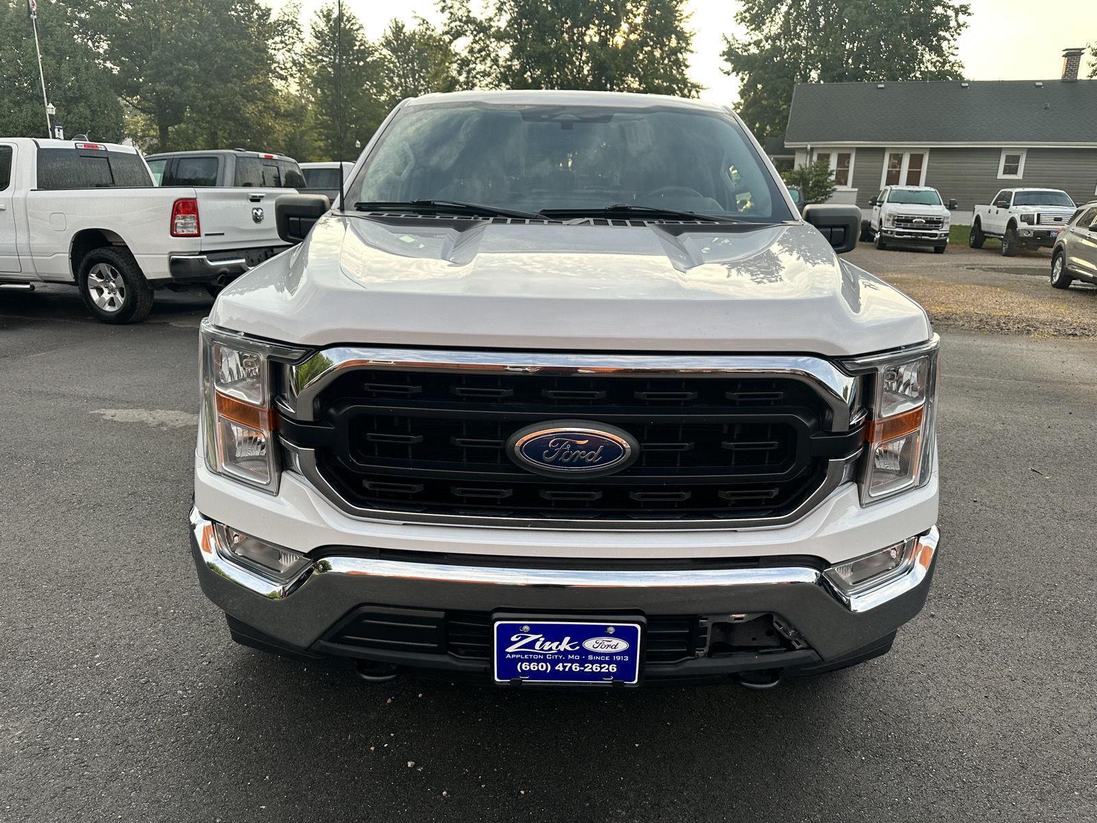 2022 Ford F-150 XLT photo 2