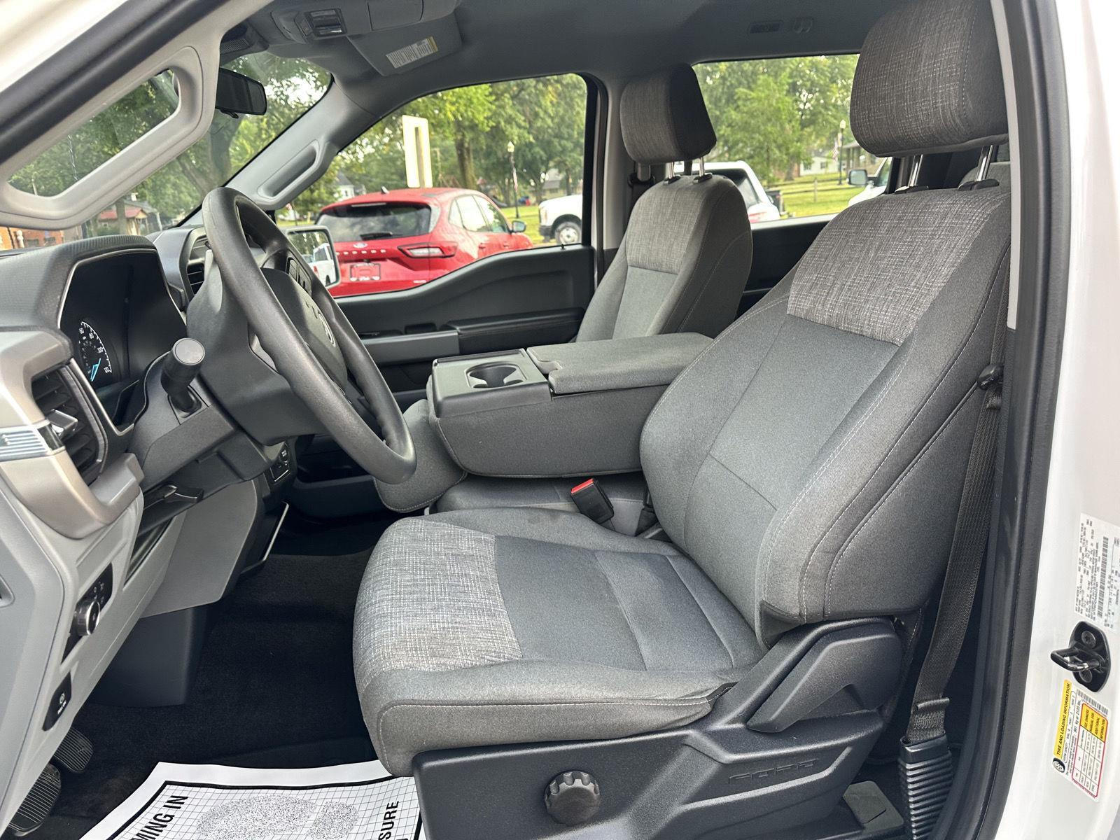 2022 Ford F-150 XLT photo 10