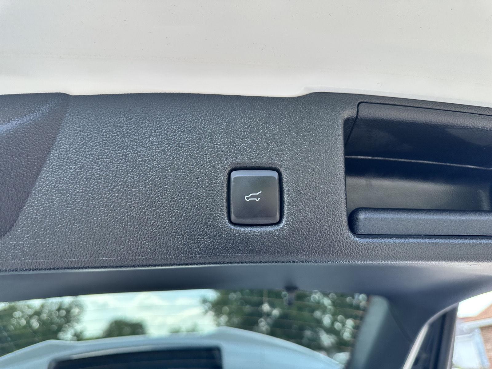 2023 Ford Escape ST-Line photo 13