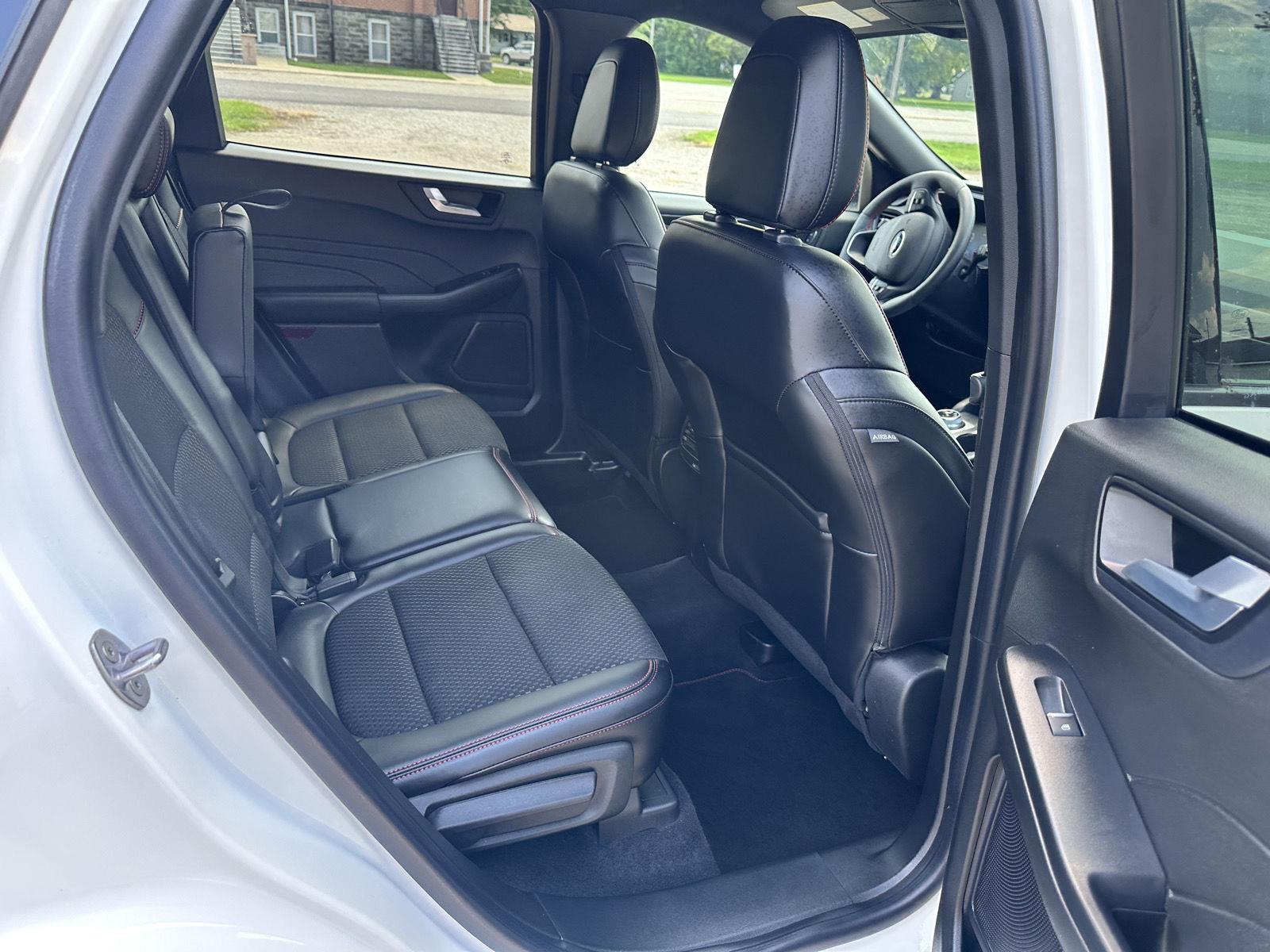2023 Ford Escape ST-Line photo 15