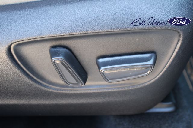 2023 Toyota Highlander Hybrid Bronze Edition photo 11