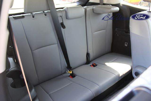 2023 Toyota Highlander Hybrid Bronze Edition photo 13