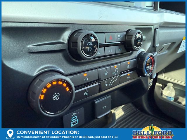 2025 Ford F-250 photo 16