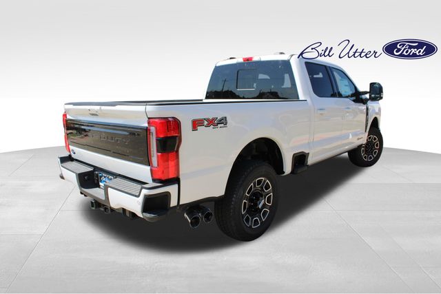 2025 Ford F-250 photo 3