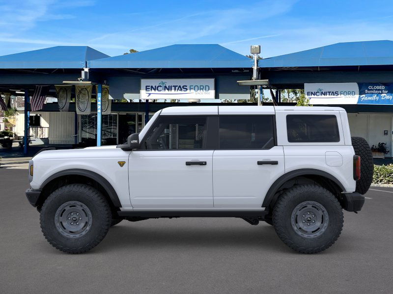 2025 Ford Bronco Badlands photo 3