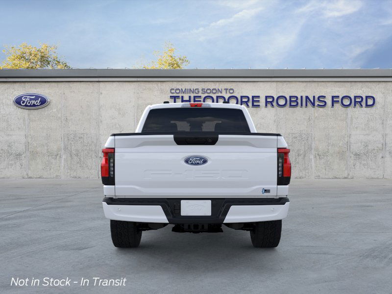 2025 Ford F-150 Lightning XLT photo 5
