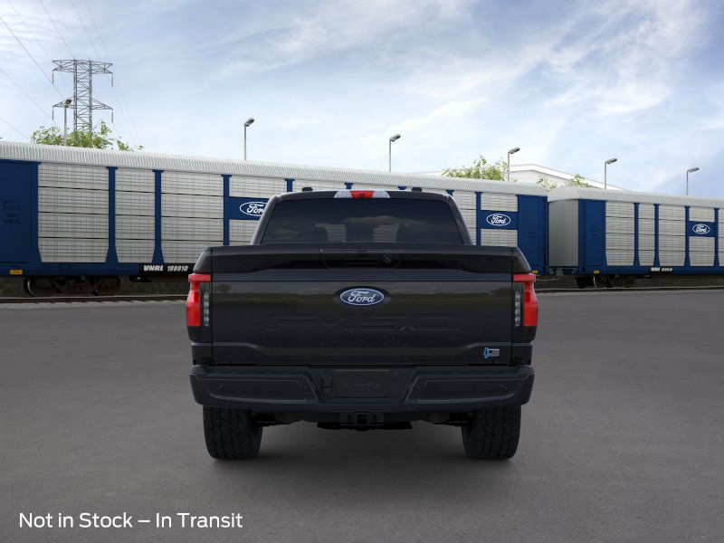 2025 Ford F-150 Lightning photo 5