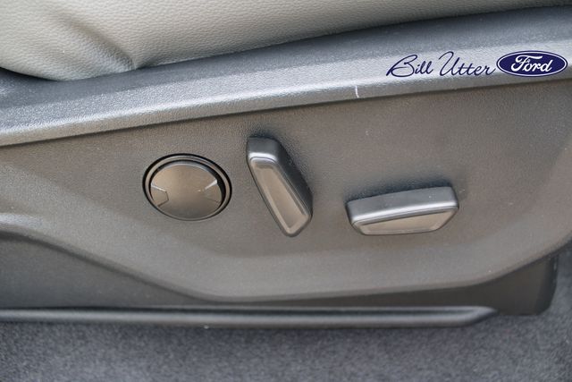 2025 Ford F-150 Lightning photo 9