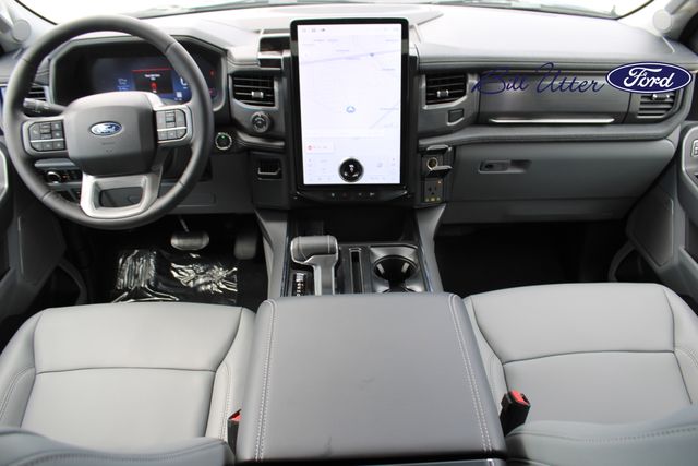 2025 Ford F-150 Lightning photo 12