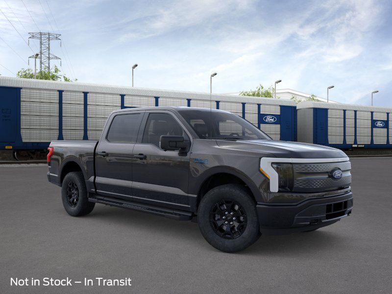 2025 Ford F-150 Lightning XLT photo 7