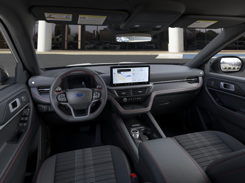 2025 Ford Explorer ST-Line photo 6