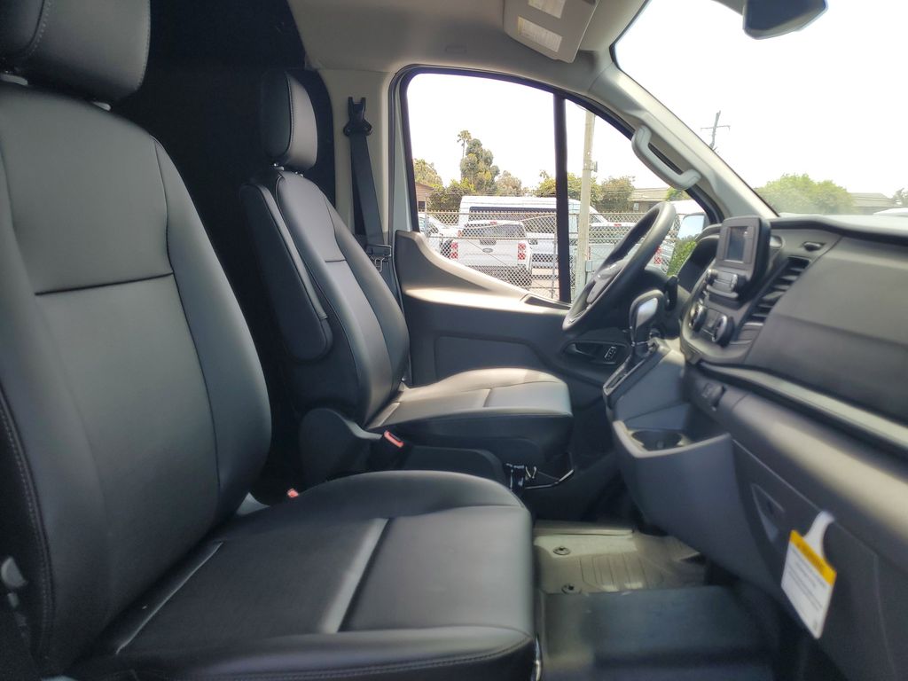 2025 Ford Transit photo 16