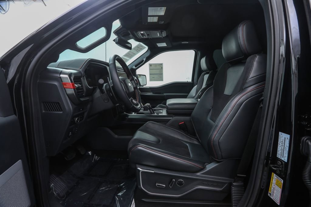 2025 Ford F-150 Raptor photo 12