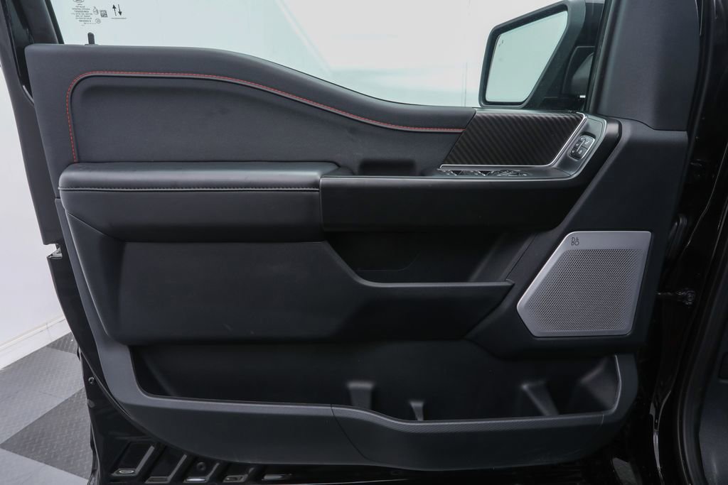 2025 Ford F-150 Raptor photo 13