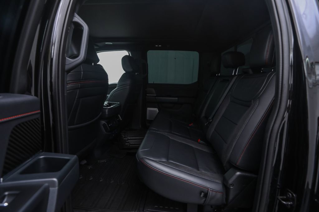 2025 Ford F-150 Raptor photo 19
