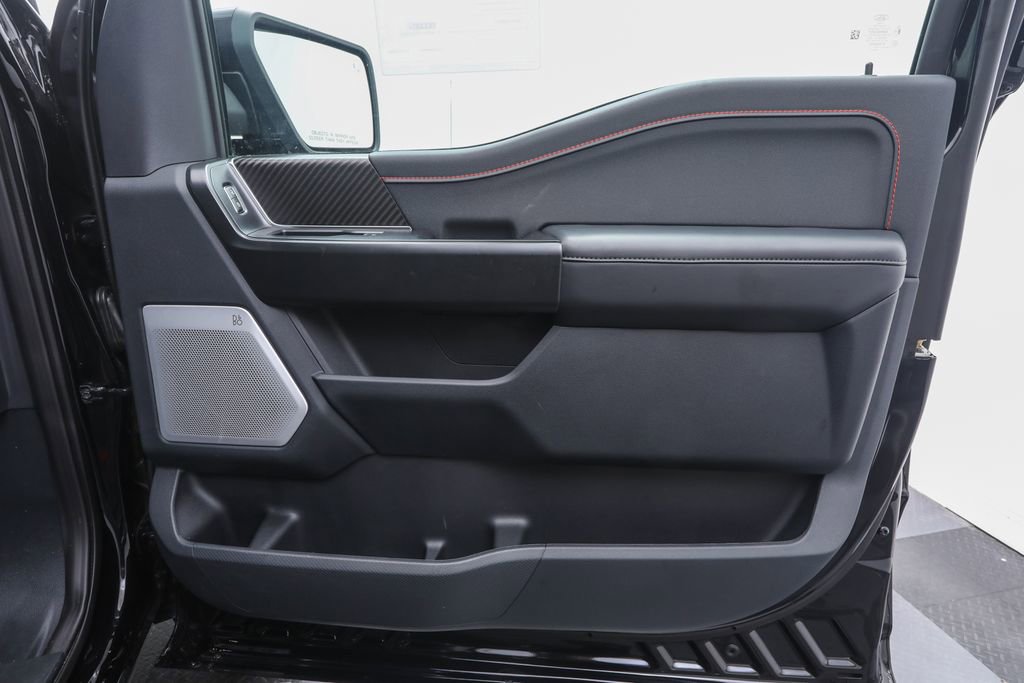 2025 Ford F-150 Raptor photo 24