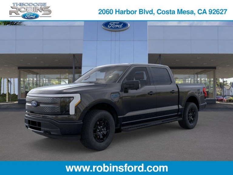2025 Ford F-150 Lightning XLT