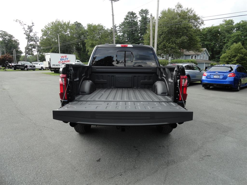 2025 Ford F-150 XLT photo 20