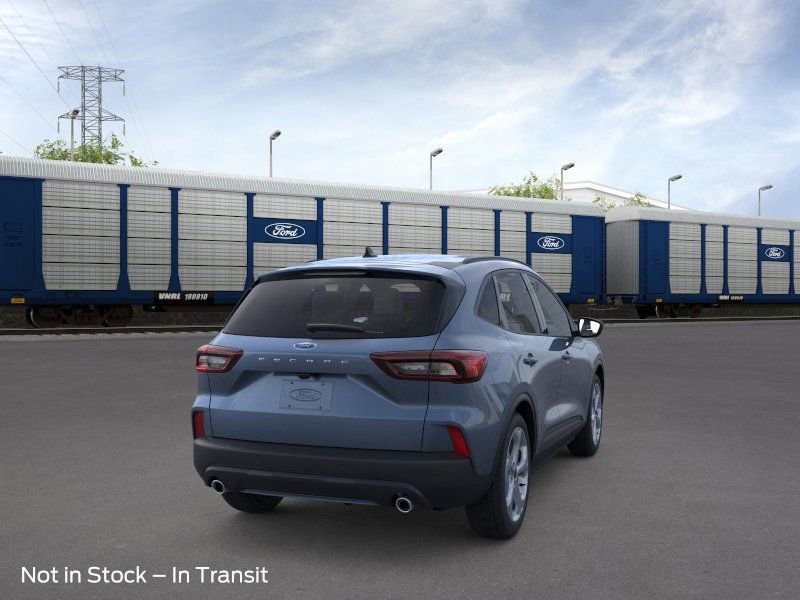 2025 Ford Escape ST-Line photo 6