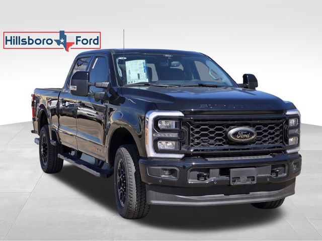 2025 Ford F-250 Lariat photo 2