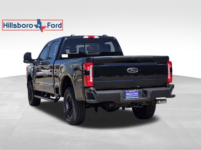 2025 Ford F-250 Lariat photo 3
